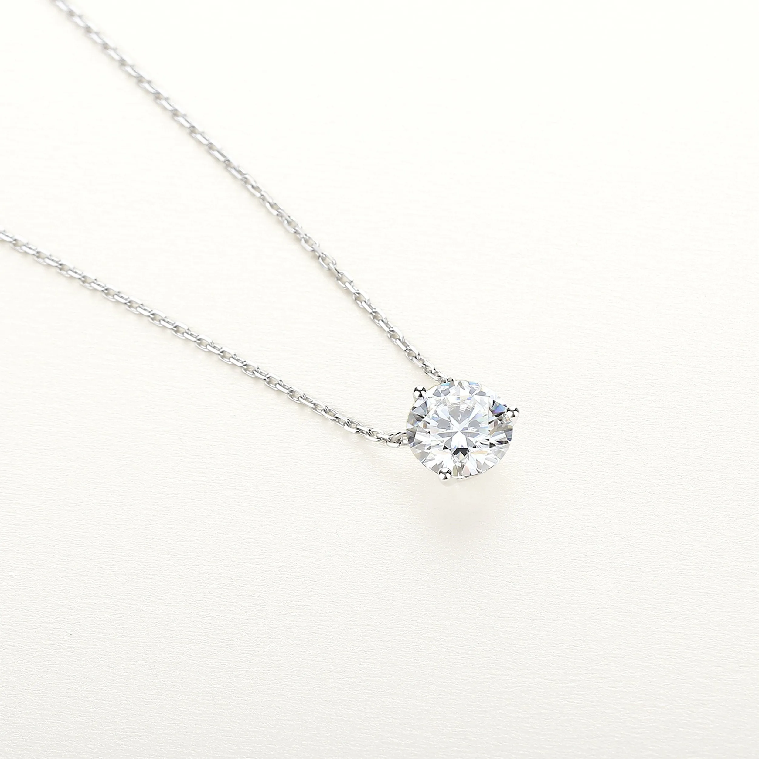 14K Gold Chain Necklace with GRA-Certified Moissanite