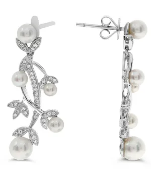 18 Karat White Dangle Diamonds Earrings