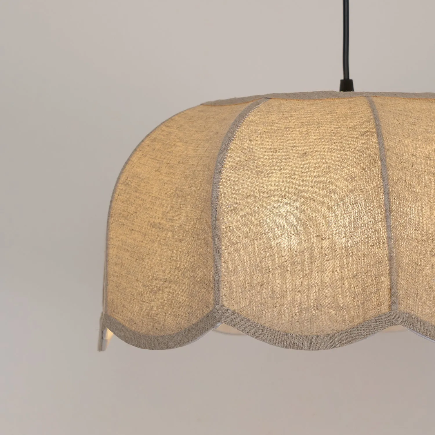 Banana Leaf Pendant Lamp