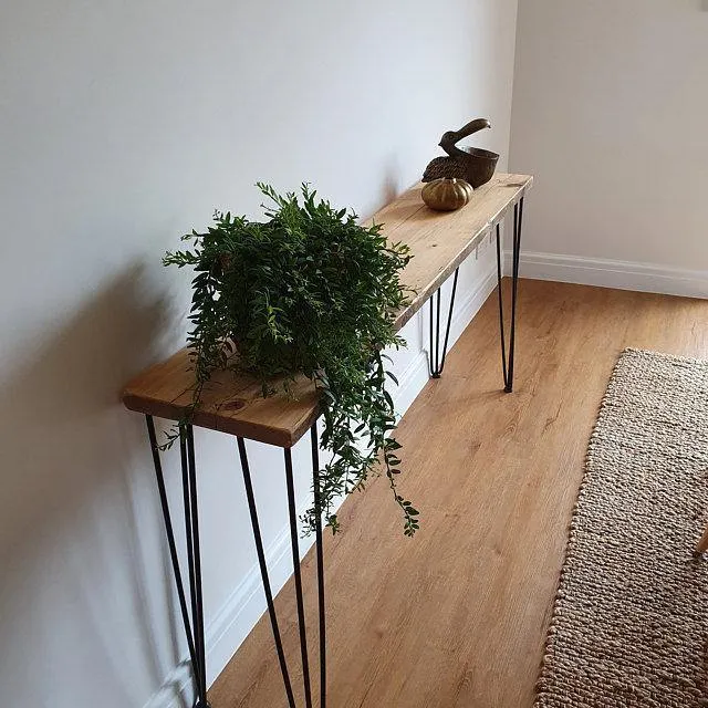 BIRGIT: Console Table
