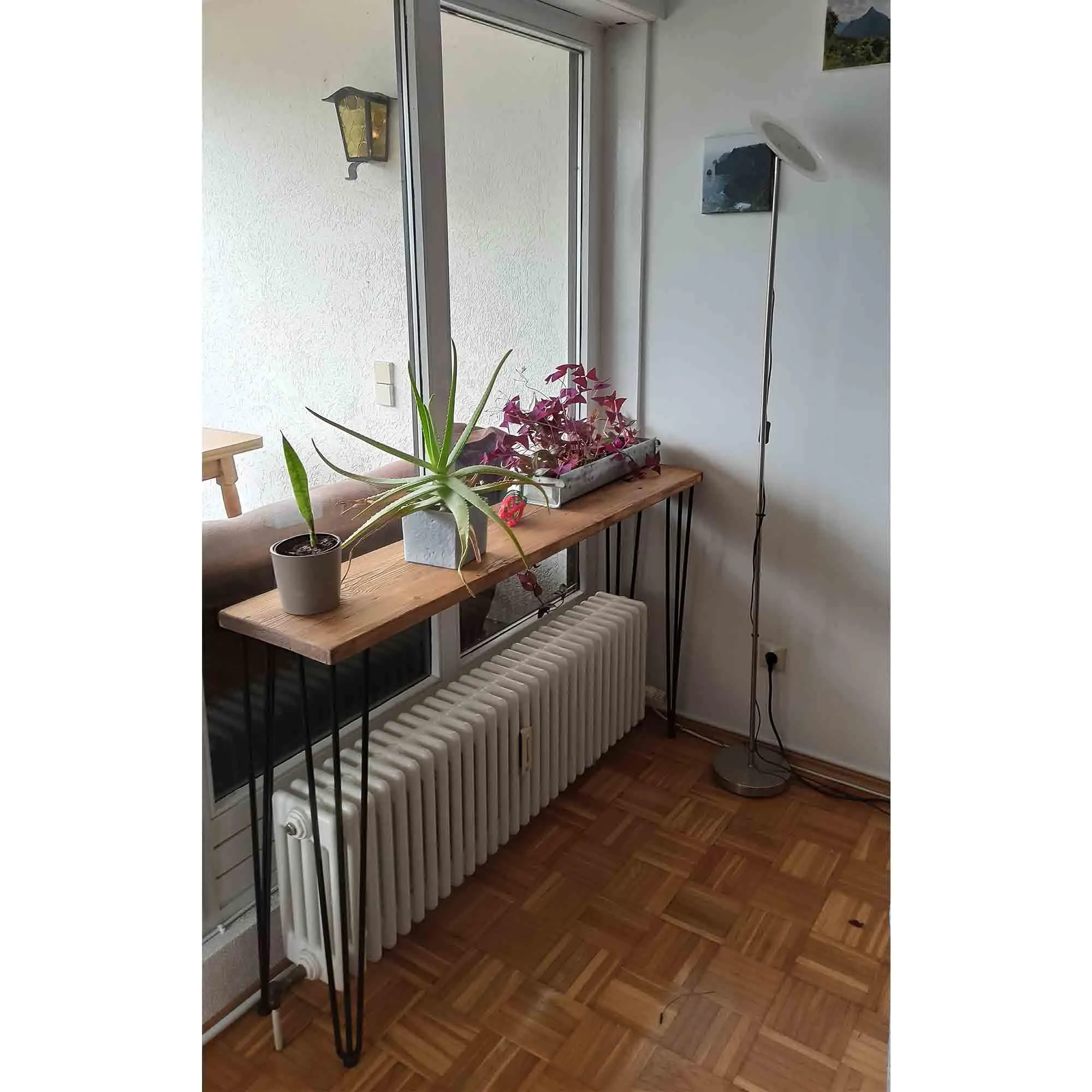 BIRGIT: Console Table