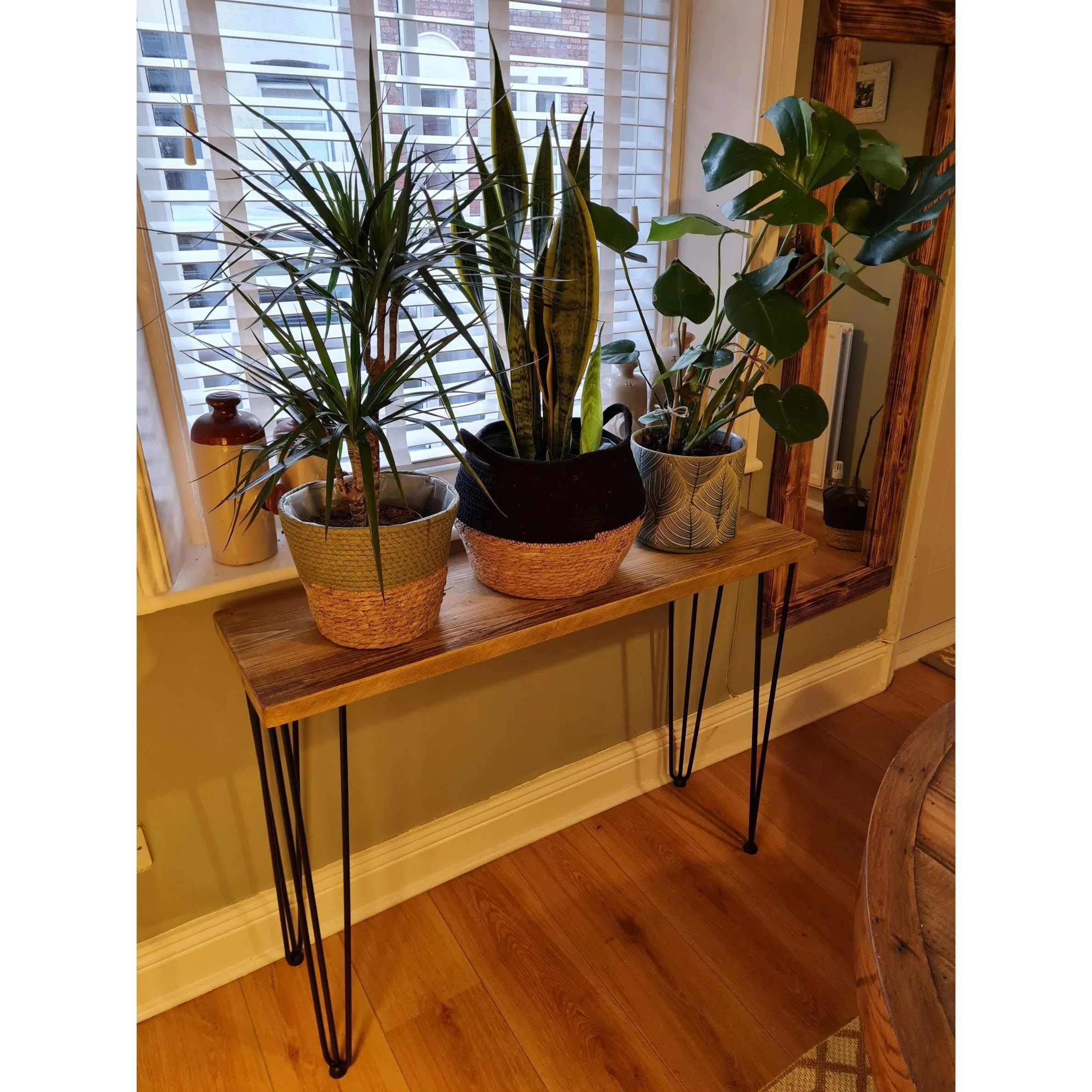 BIRGIT: Console Table