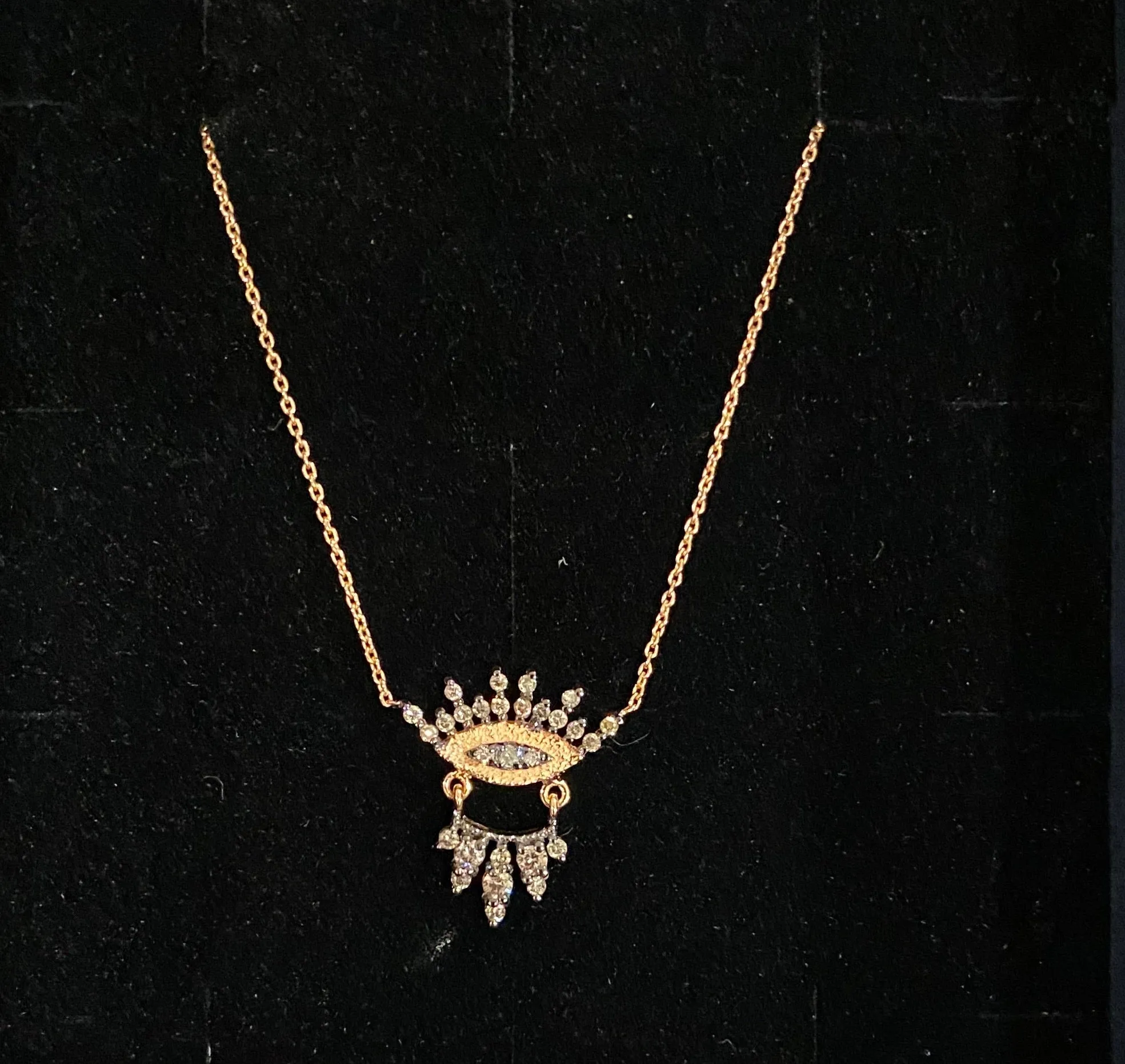 Eye and Drip Diamond Necklace