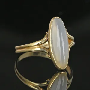 Fine Vintage 10K Gold Moonstone Oval Cabochon Ring