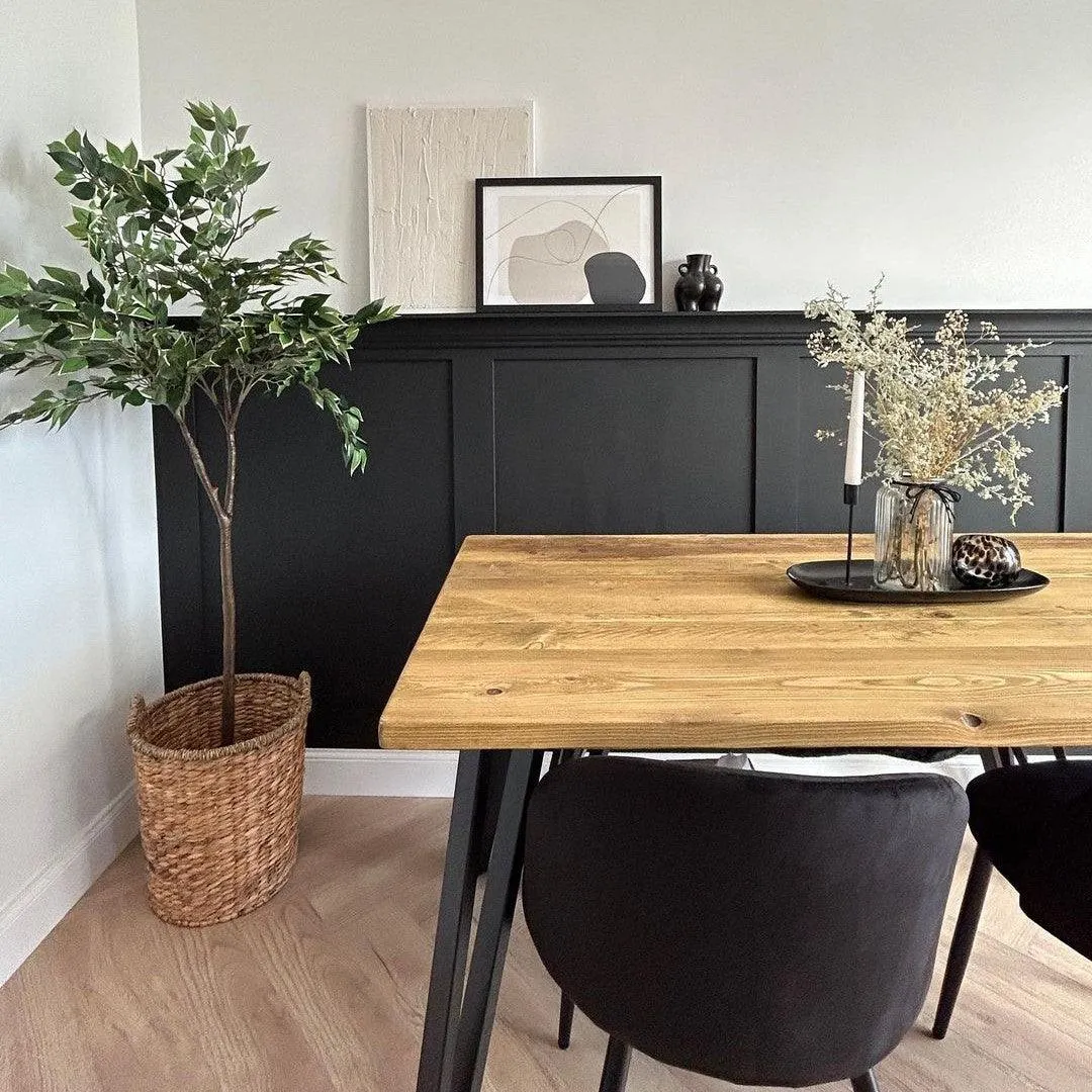 LEON: Reclaimed Hairpin Box-Leg Dining Table