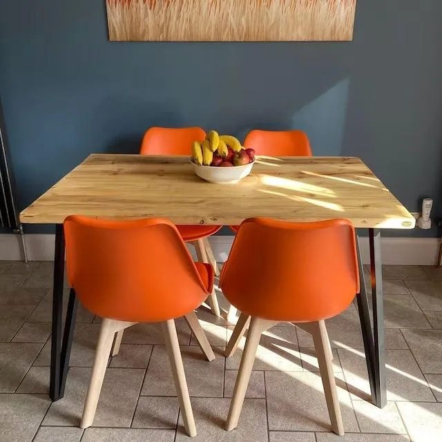 LEON: Reclaimed Hairpin Box-Leg Dining Table