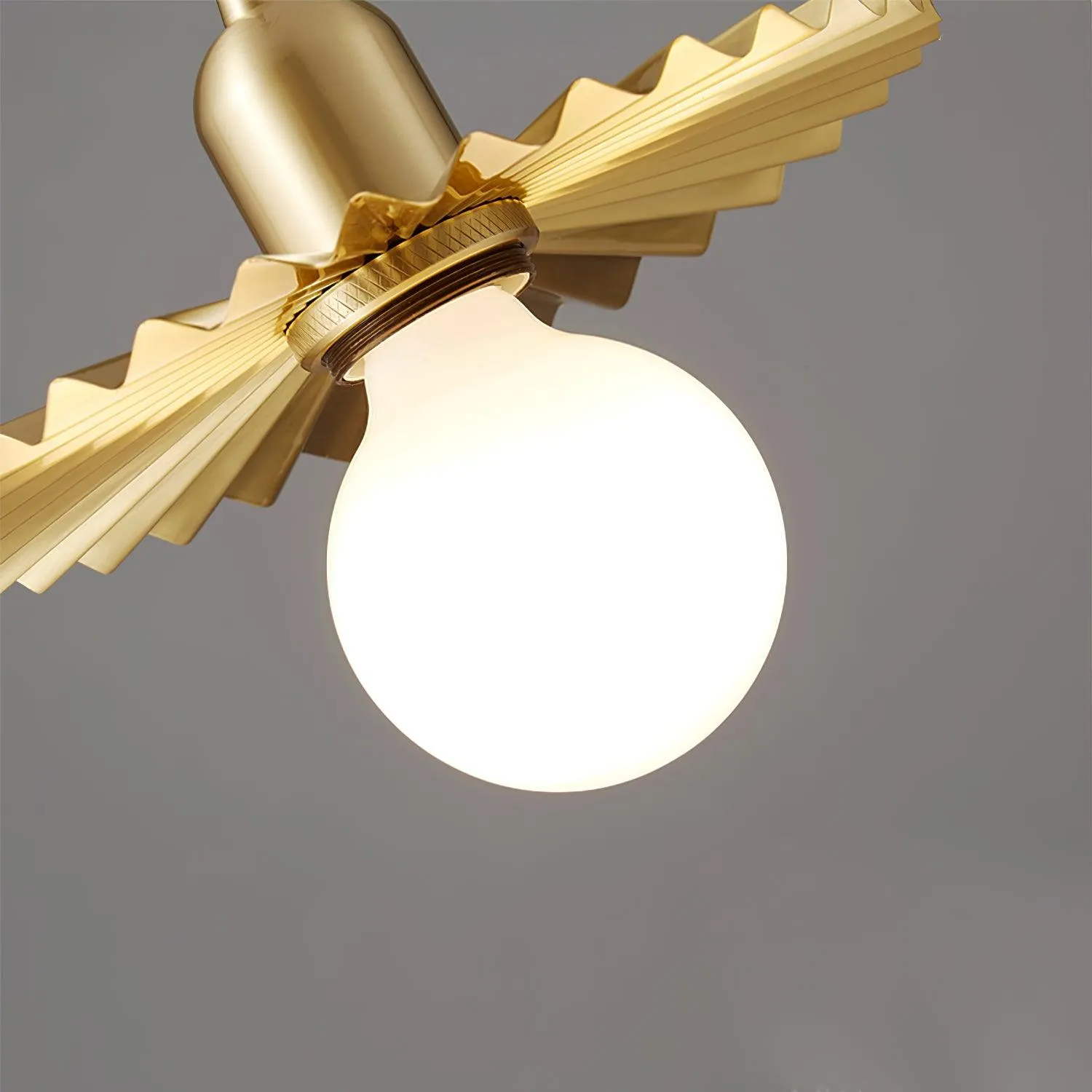 Rozeta Pendant Light