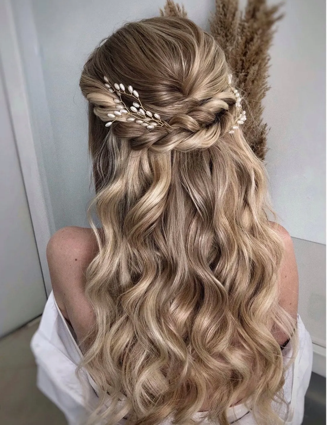 Set of 3 Pearl Hair Pins