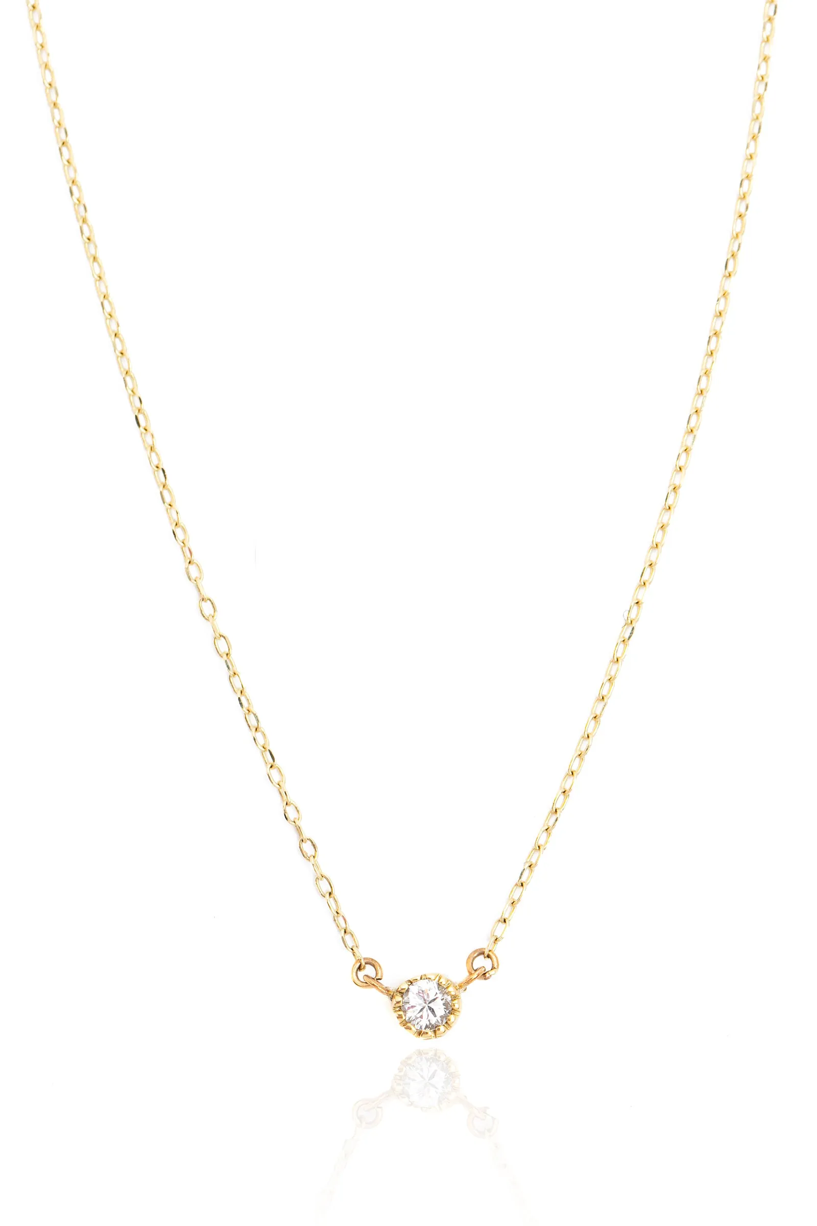 Single Vintage Set Diamond Necklace in Yellow Gold