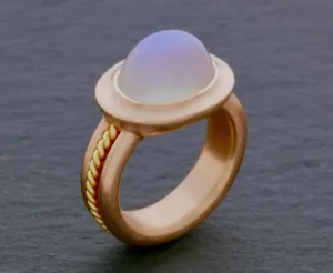 Torsia Ring