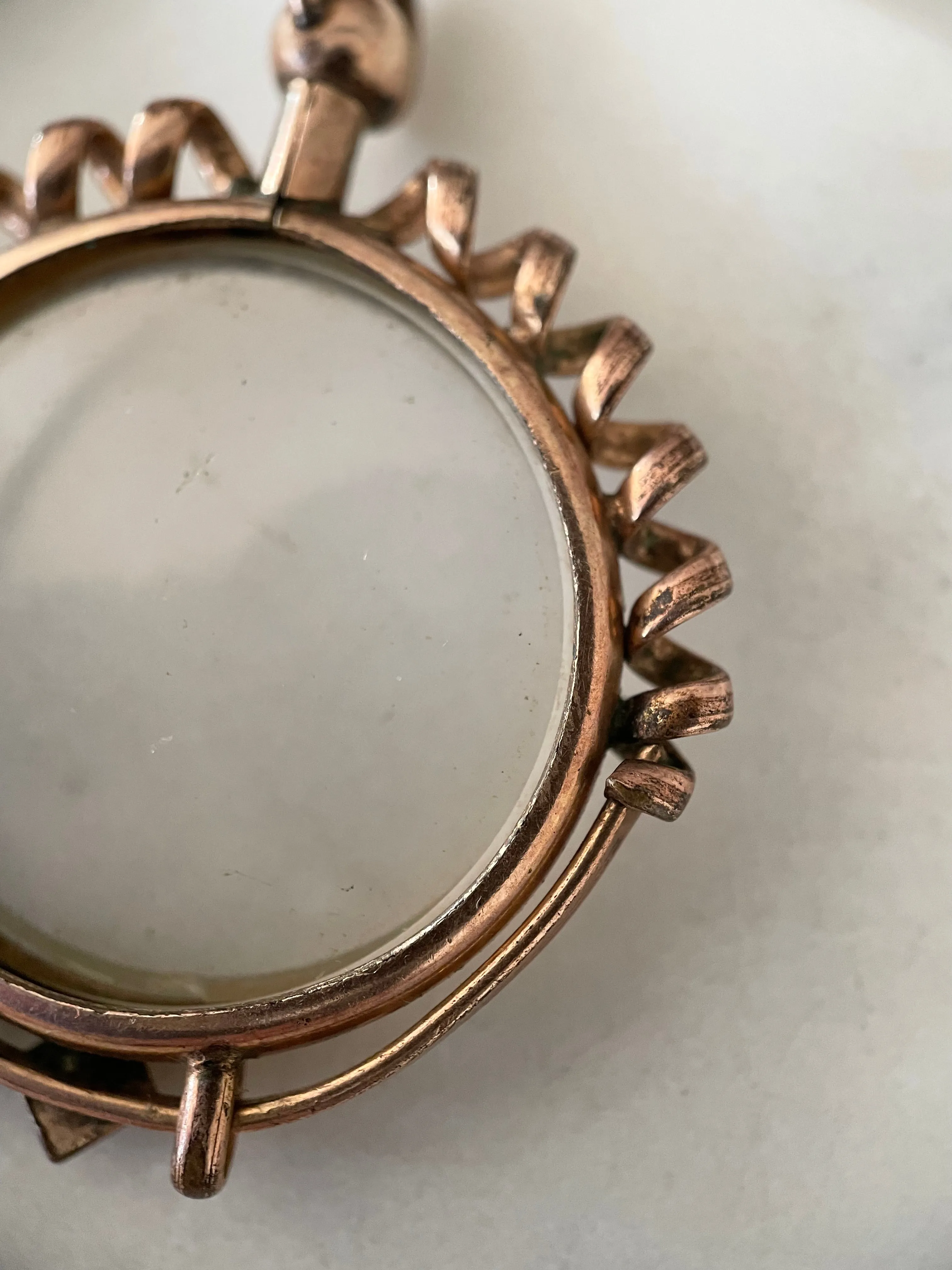 Victorian Corkscrew Glass Locket