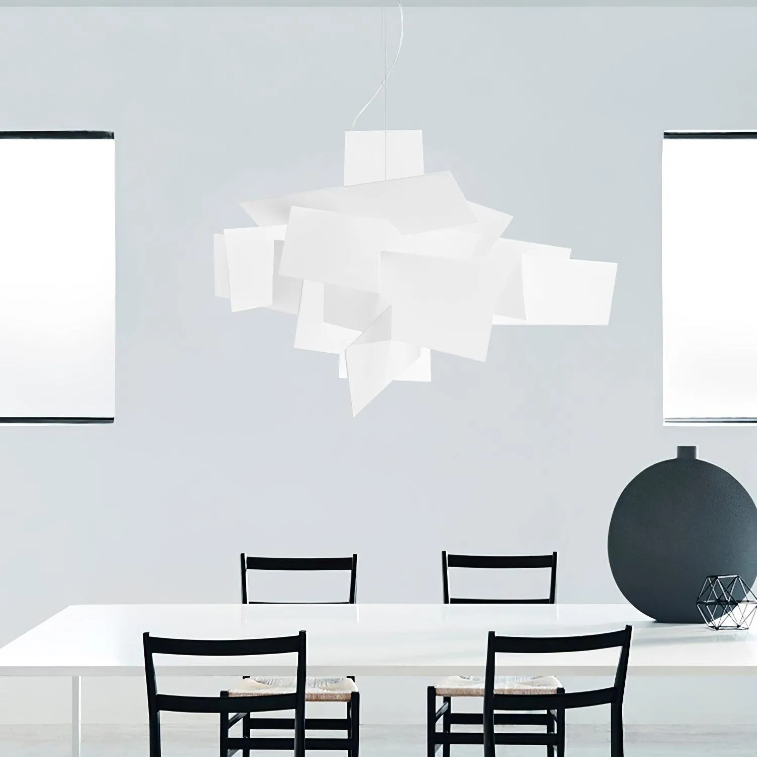 White Frato Pendant Lamp
