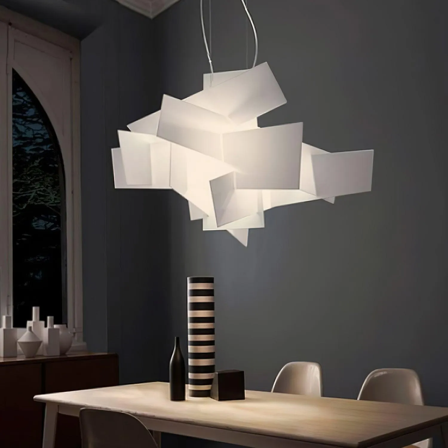 White Frato Pendant Lamp