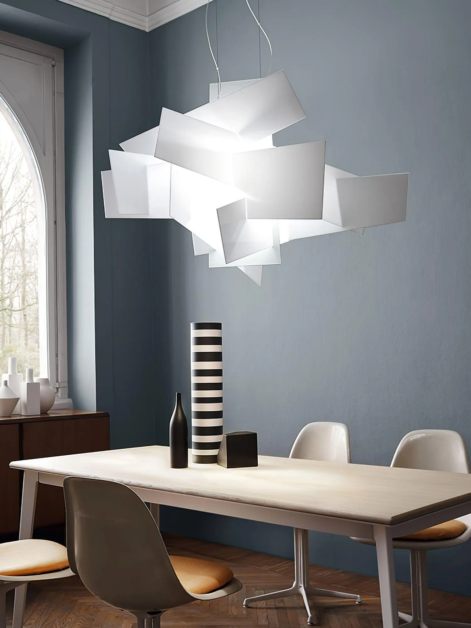 White Frato Pendant Lamp