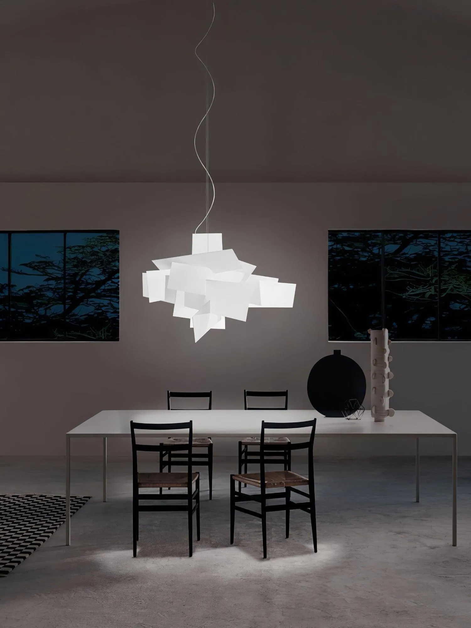 White Frato Pendant Lamp