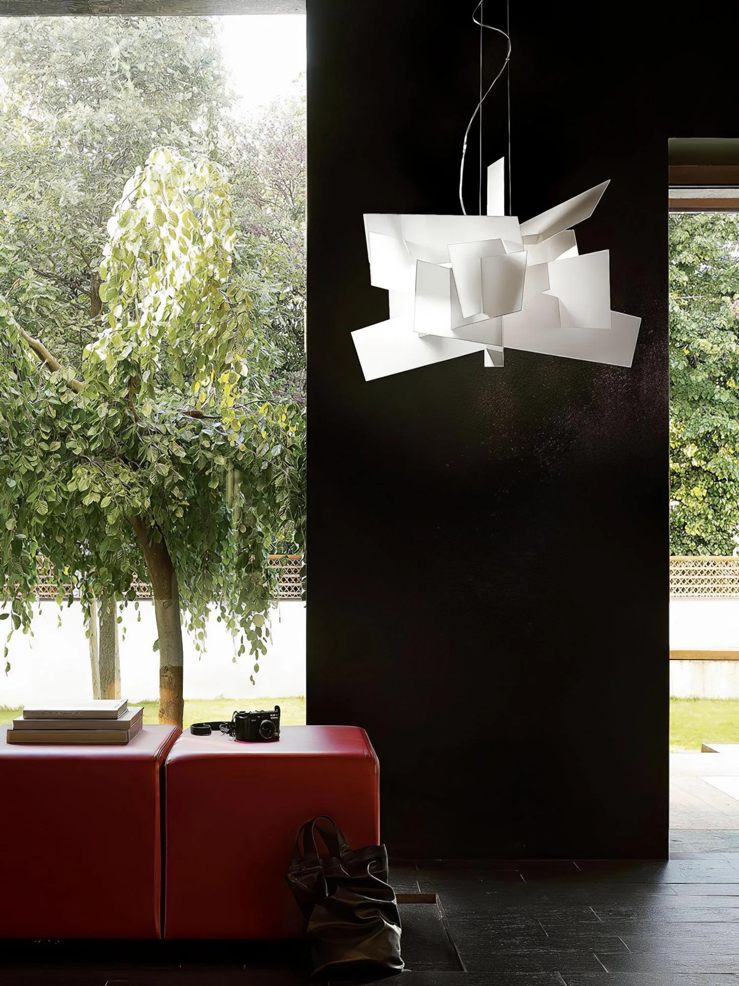 White Frato Pendant Lamp