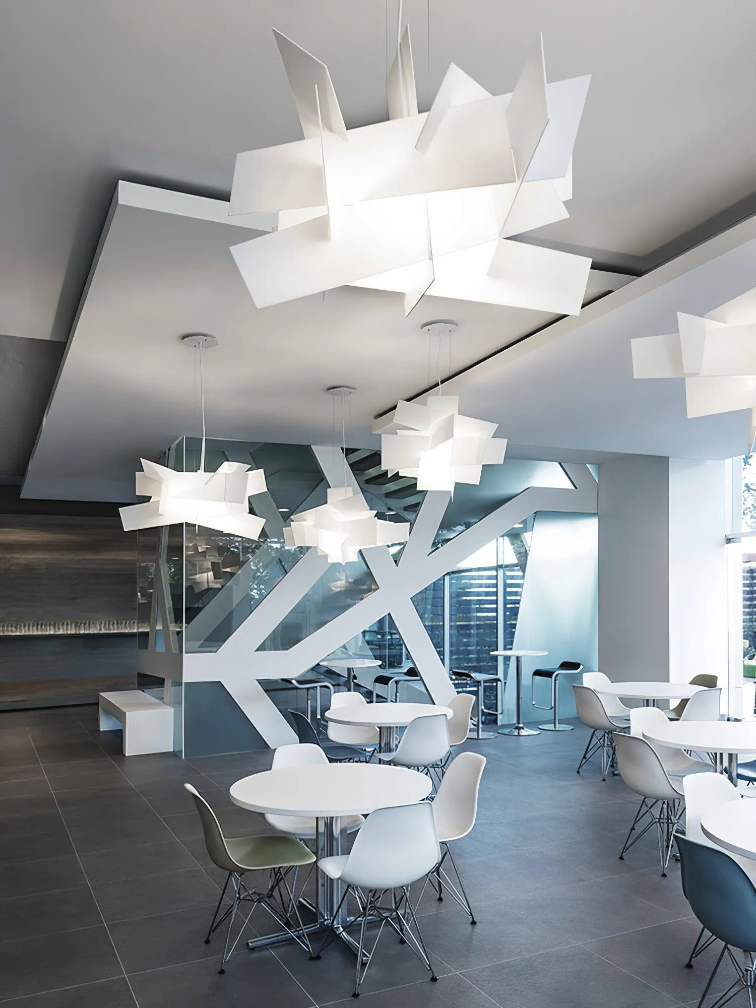 White Frato Pendant Lamp
